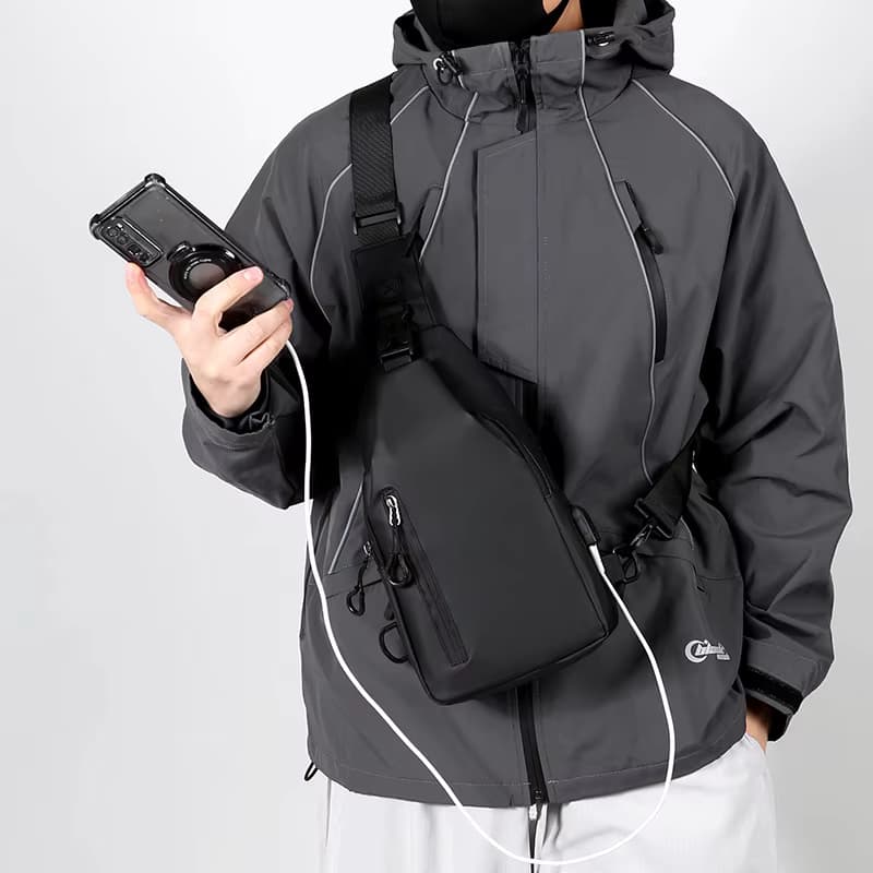 Trendige und Modische Brusttasche Einfarbig Herren Minimalistische Brusttasche Outdoor Casual Mode Einschulter-Umhängetasche