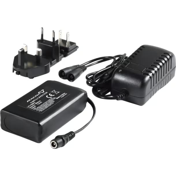 Macna Akku + Ladegerät 7,4V 6A für Jacken und Hosen - Motorradteile & Ersatzteile - Elektrik
