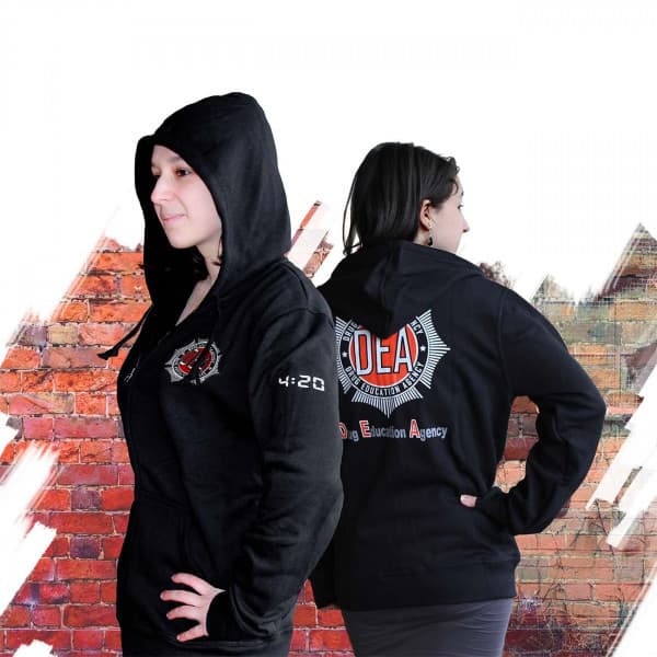 DEA Sweatshirt-Jacke mit Kapuze. Angebot von Black Leaf DE.