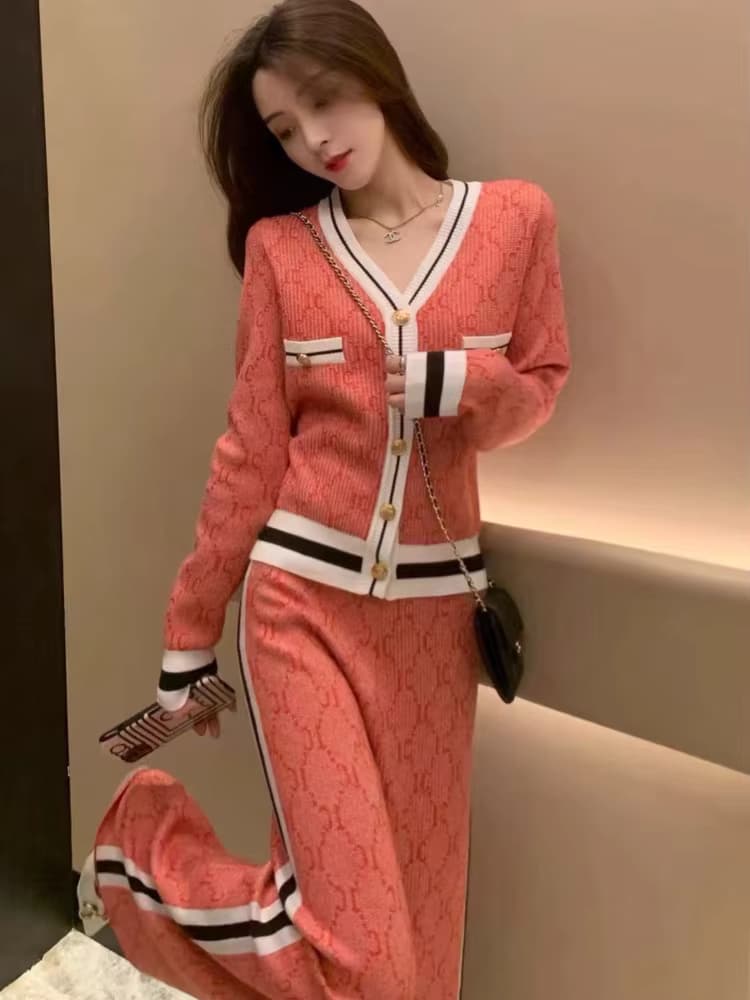 Kleiner Duft gestrickt 2 Stück Sets Herbst Damen Luxus Designer V-Ausschnitt Cardigan Mantel hohe Taille Freizeit hose Anzüge Outfits