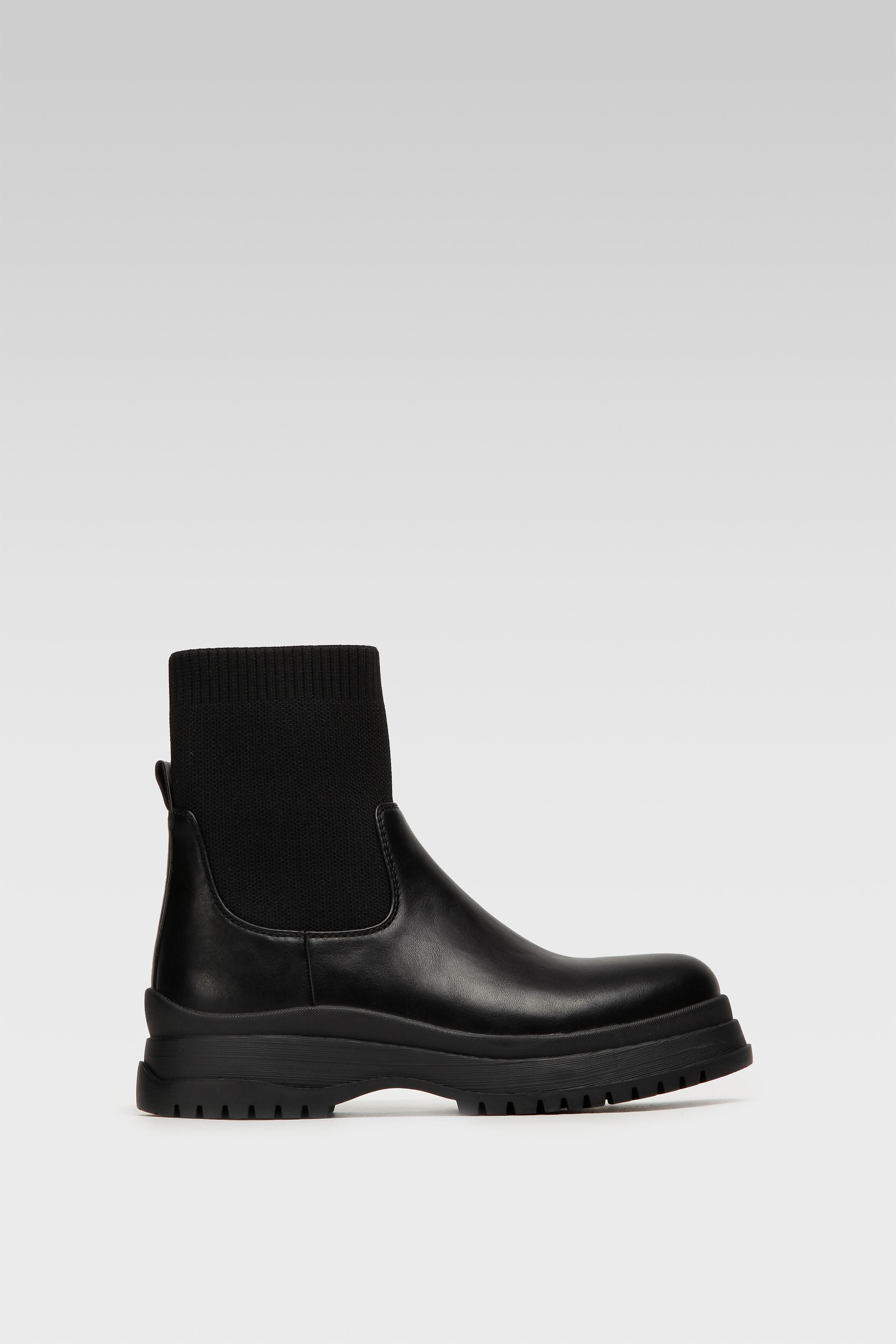 Botine. Offer from CCC RO.