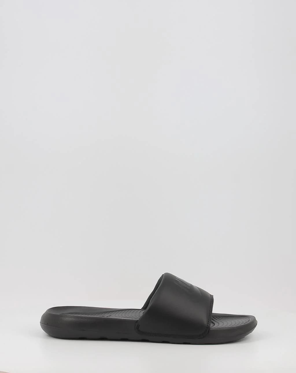 Sandalen NIKE VICTORI ONE CN9675-003 schwarz - 40. Offer from Zapatos OBI ES.