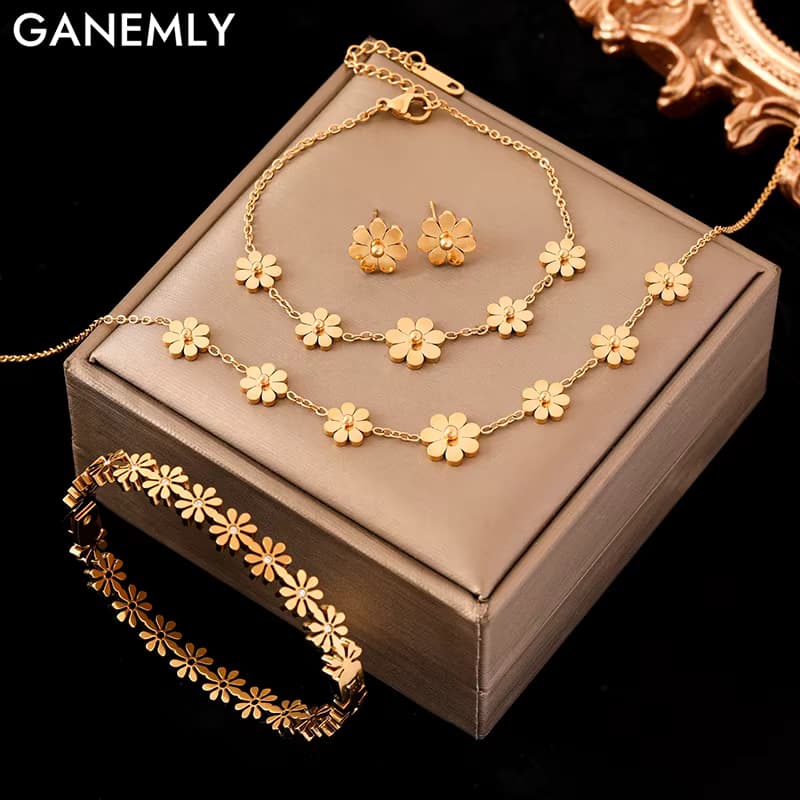 Ganemly 316l Edelstahl Gänseblümchen Blumen Halskette Ohrringe Armbänder für Frauen Mode wasserdichten Schmuck 4-Set Dame Geschenk