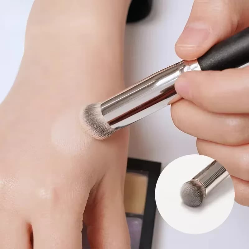 Pro Dual-Ended Foundation Brush – Hypoallergener, dichter Concealer und Konturenmixer | Vegane, tierversuchsfreie Gesichts-Make-up-Tools