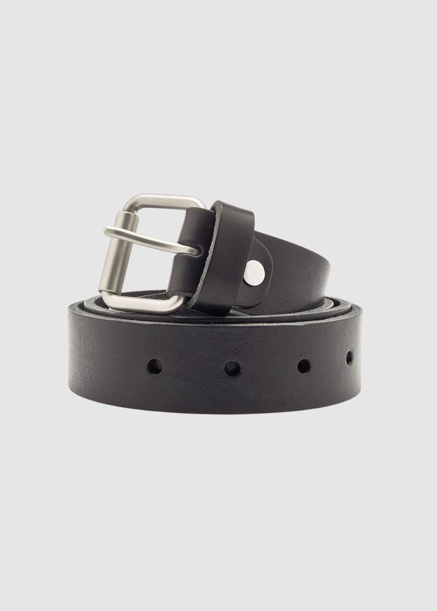 Gürtel aus Leder. Angebot von Unipolar DE.