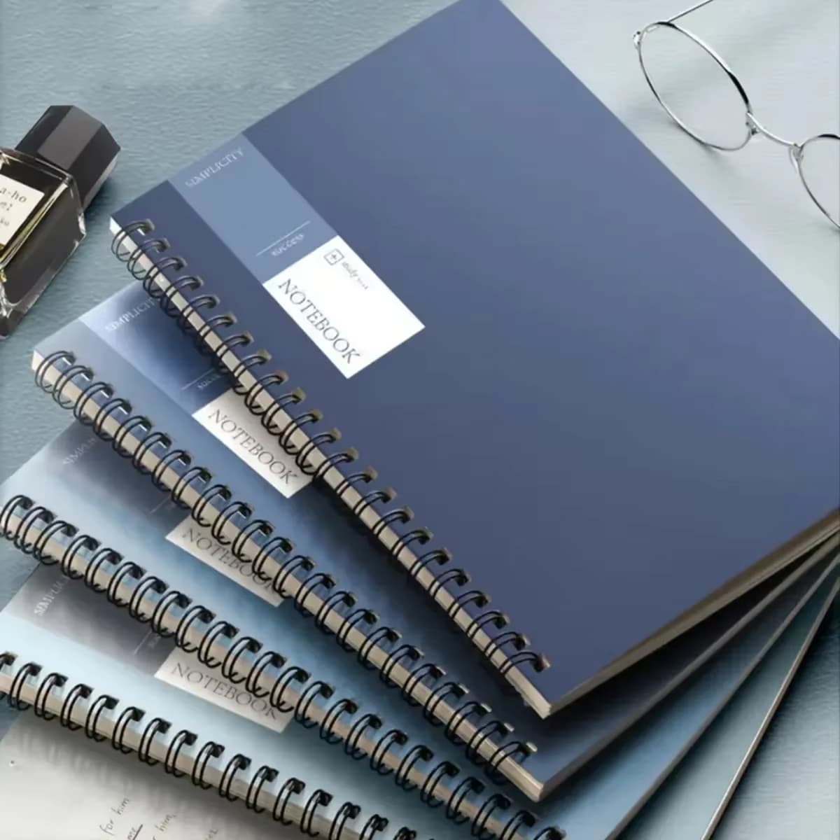 Einfaches Blaues A5 Spiralblock-Set mit 4 Stück, je 40 Blatt, für Grundschüler, Studenten und Büronutzung, Notizblock